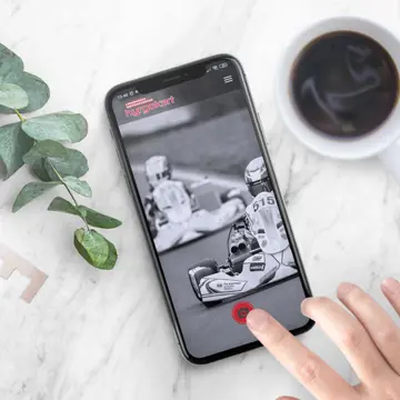 Foto föreställande  - Webbutveckling av HyrGokart appen med react native